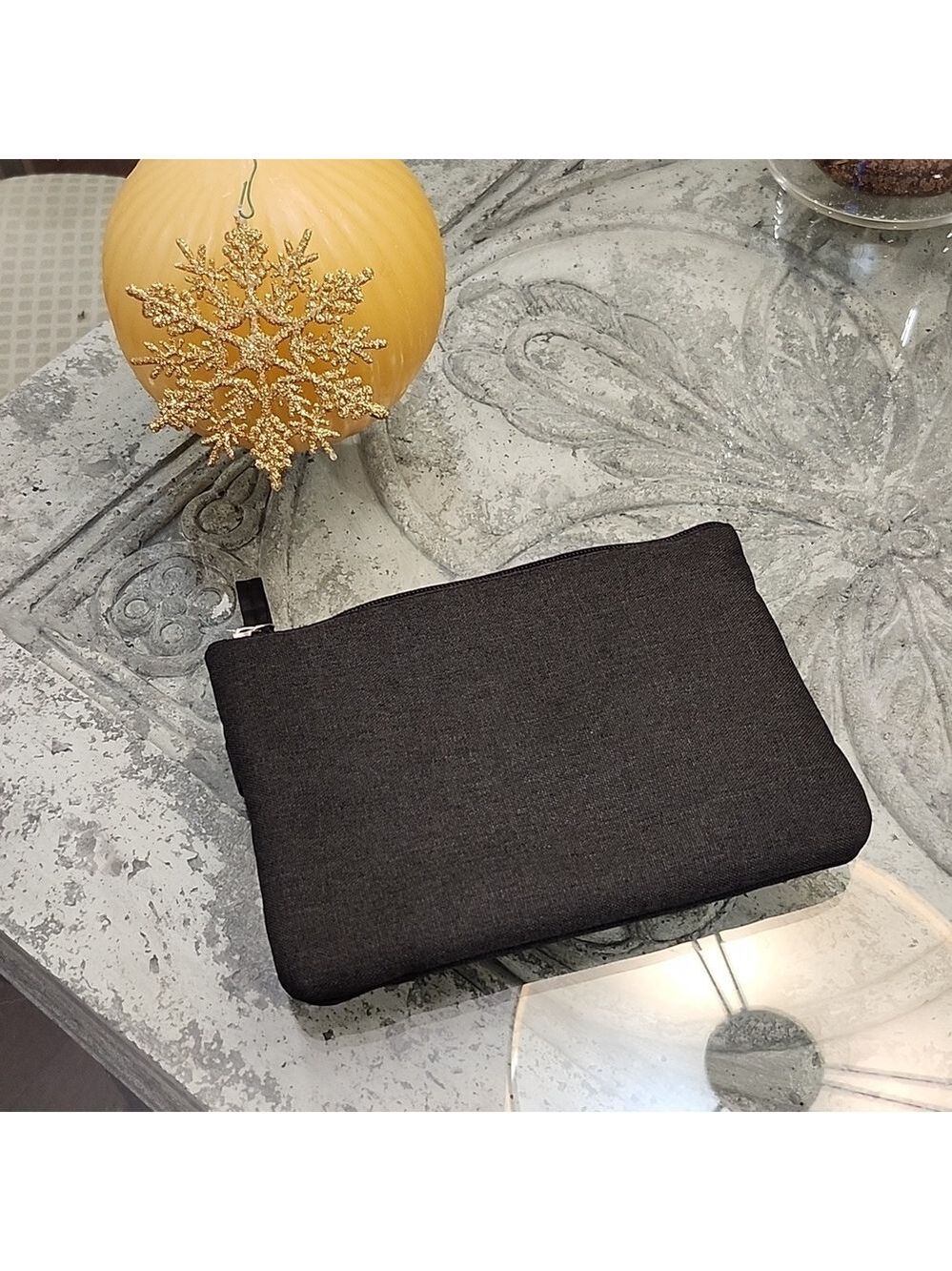 Salvatore Ferabamo parfums cosmetic bag - Picture 3 of 5